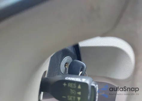 2014 Toyota Sienna from USA, damaged, VIN 5TDZK3DC1ES450560